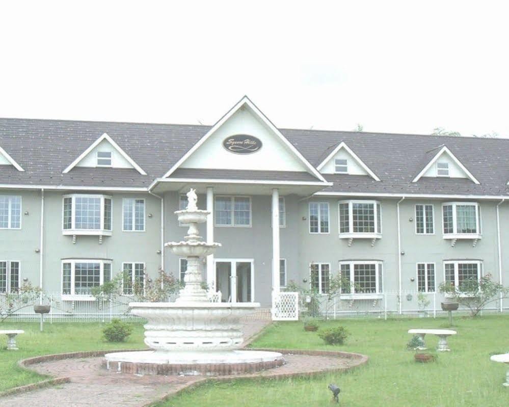 Condominium Square Hills Nikko Bagian luar foto